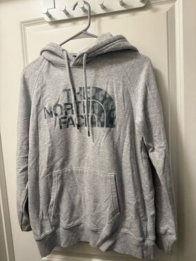 The North Face Light Gray Logo Pullover Hoodie
